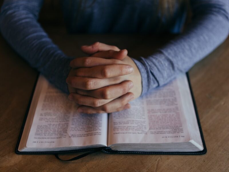 Photo Praying hands